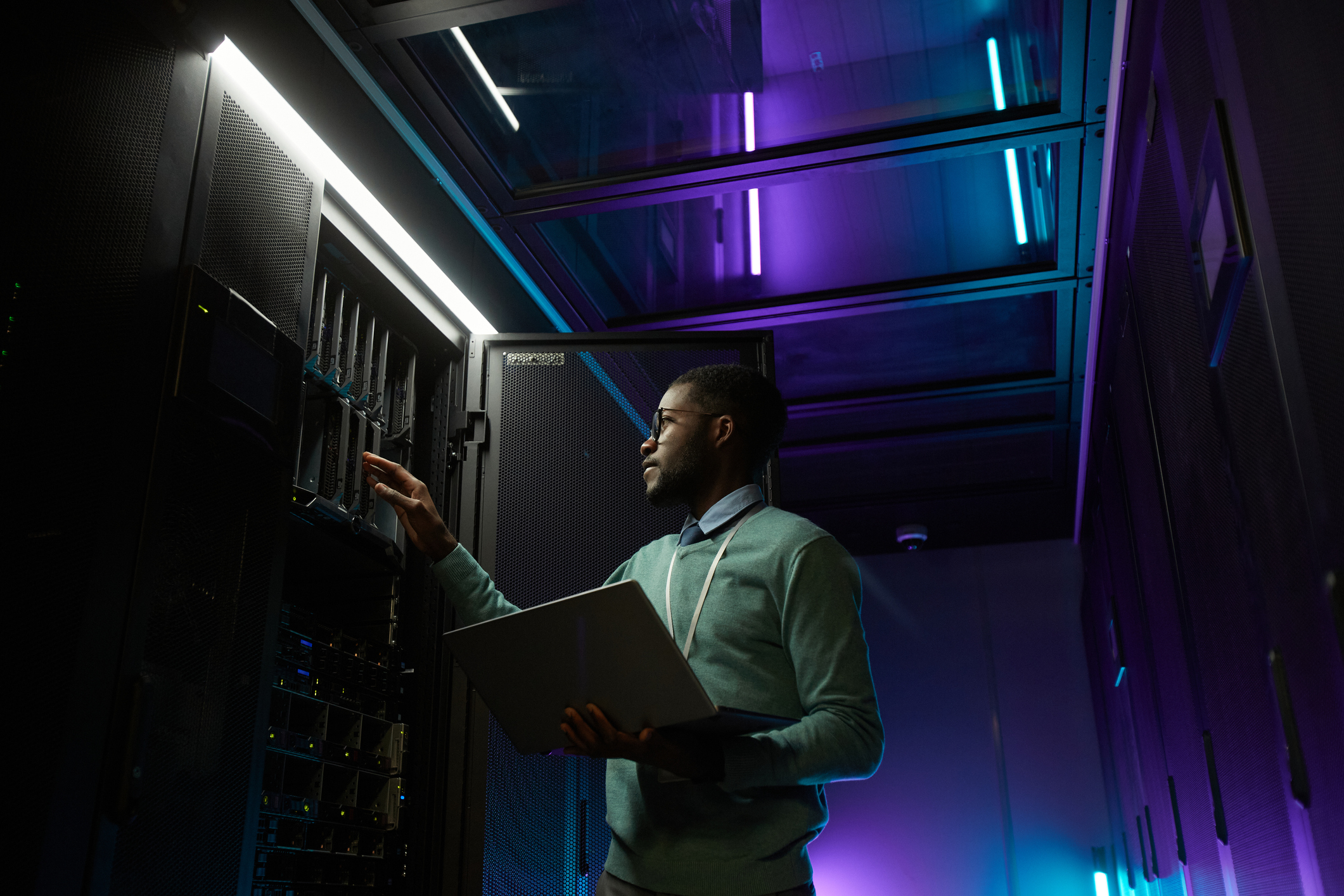 Data Center Colocation vs. In-House Servers: Which is Right for Your Growing Business?